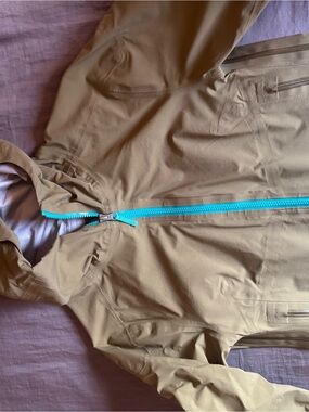 Mountain Standard Rain Shell with Teal Zipper